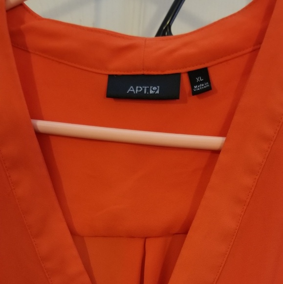 Orange sleeves blouse - Picture 3 of 5